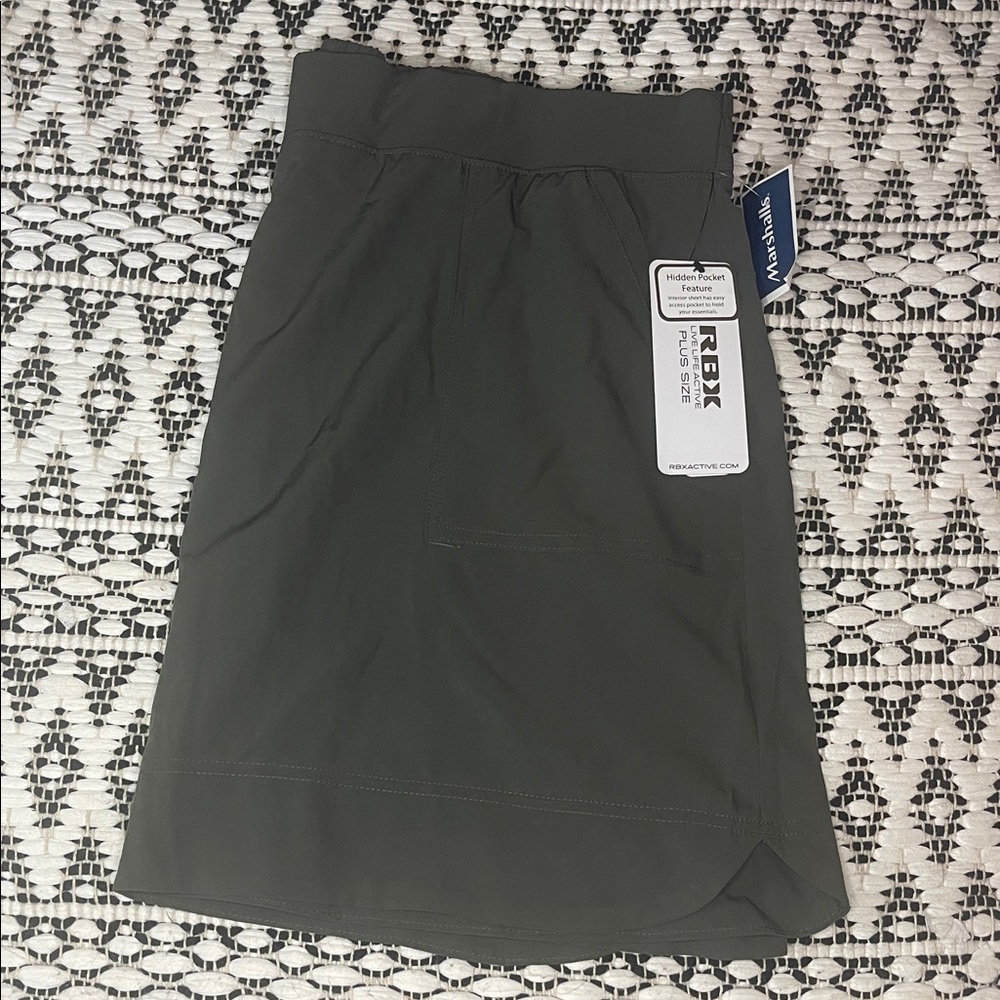 NWT RBX Athletic Skort - Hunter Green